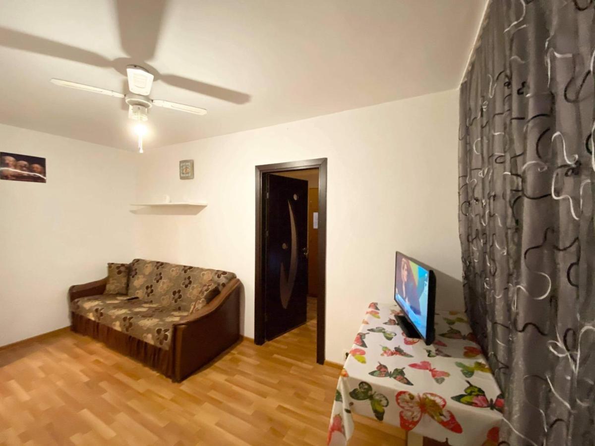Cozy Apartments Bacău Exterior foto